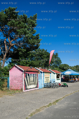 Gdansk. Letni wypoczynek na plazy miejskiej Stogi....