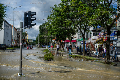 Gdańsk. Wrzeszcz. Skutki silnych opadow, które przeszły...