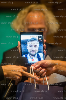 Ratusz Staromiejski w Gdansku. Uroczystosc wreczenia...