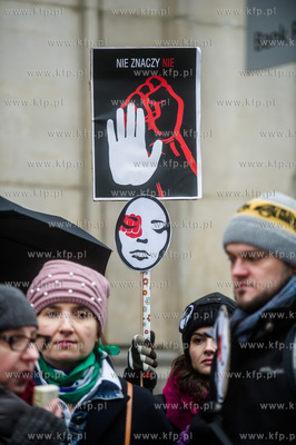 Gdańsk. Droga (kobiet) Przez Męki - Marsz przeciw...