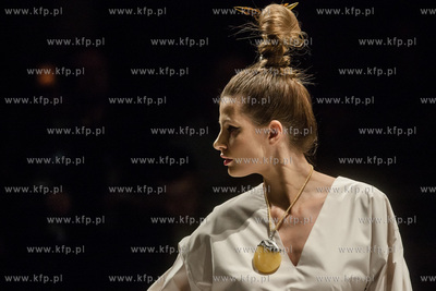 Gdańsk. Teatr Szekspirowski. Gala Bursztynu i Mody...