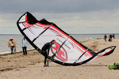 Rewa - pomorski raj dla fanow windsurfingu i kitesurfingu.
26.09.2009
fot....