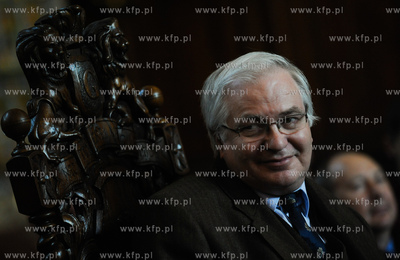 Gdansk. Dwor Artusa. Wreczenie Medali sw. Wojciecha...