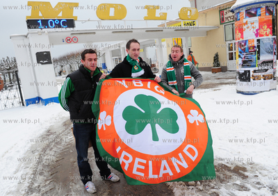 Sopot - Molo.  Wizyta przedstawicieli kibicow Irlandii...
