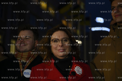 Gdynia. Briefing prasowy kandydatki na Prezydenta RP...