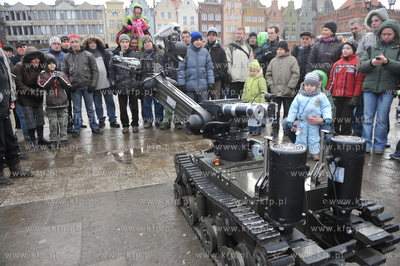 Targ Weglowy w Gdansku - prezentacja nowych autobusow...