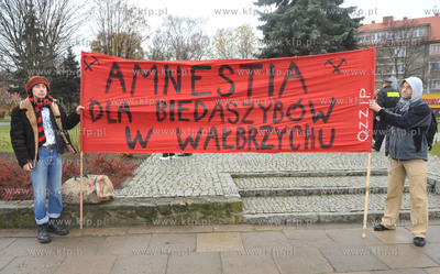 Uroczytosci Swieta Niepodleglosci pod pomnikiem Marszalka...