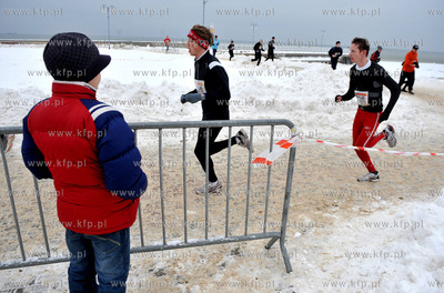 Urodzinowy bieg Gdyni na Bulwarze Nadmorskim
06.02.2010
fot....