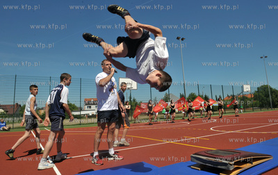Gdansk, Suchanino. Otwarcie nowoczesnego boiska - kompleksu...