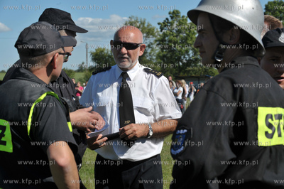 Zawody jednostek  Ochotniczych Strazy Pozarnej gminy...