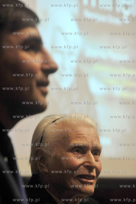 Promocja ksiazki Remigiusza Grzeli "Bylo, więc minelo...