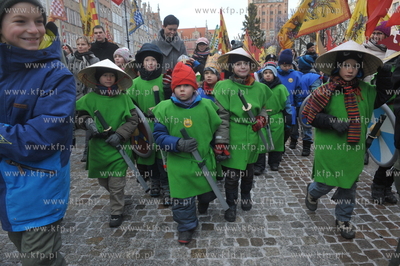 Orszak Trzech Kroli przeszedl ulicami Gdanska. 06.01.2015...