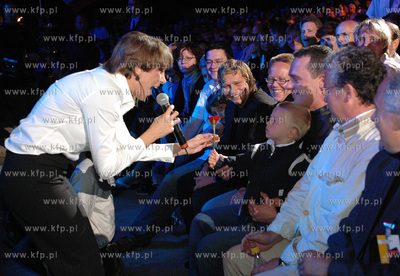 Festiwal Piosenki w Sopocie 2004. In-Grid podczas koncertu...