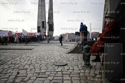 Gdańsk. Manifestacja w obronie TV TRWAM i RADIA MARYJA....