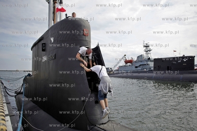 Wizyta koszykarzy kadry narodowej Polski Adama Waczynskiego,...