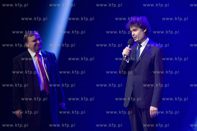 Włoska noc. Gala Sylwestrowo-noworoczna. Nz. prowadzący...