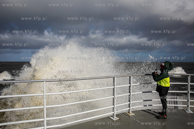 Kołobrzeg. Sztorm na Bałtyku.
23.02.2022
fot. Krzysztof...