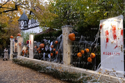 Gdańsk Wrzeszcz, ul. Jaśkowa Dolina. Nz. Halloweenowe...