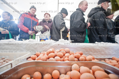 Gdansk. Targ Weglowy. Wielka Sobota. Sniadanie wielkanocne...