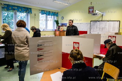 Gdansk. Kielpino Gorne. Obwodowa Komisja Wyborcza nr....