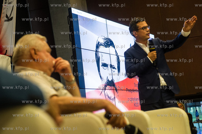 Gdansk. Europejskie Centrum Solidarnosci. Spotkanie...