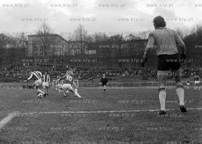 Mecz Lechii Gdańsk z AKS Górnik Niwka na stadionie...