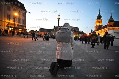 Pozegnanie pary Prezydenckiej na Krakowskim Przedmiesciu...