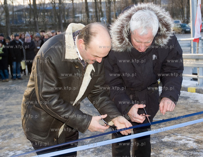 Nowa dwupoziomowa rampe oddano do uzytku na nabrzezu...