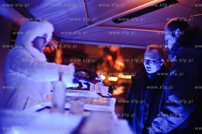 Otwarcie Ice Baru w Cafe Ferber przy ulicy Bohaterow...