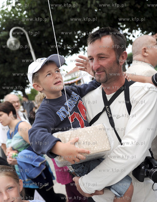 Sopot. Kampania "Paczka z nieba" zorganizowana przez...