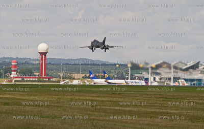 Port Lotniczy Gdansk im. Lecha Walesy, Nz. Suchoi Su-22...