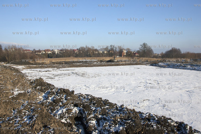 Poglebianie terenow bagiennych pomiedzy Kanalem Raduni...