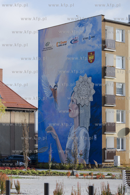 Starogard Gdański,Mural na bloku przy ulicy Kolejowej...