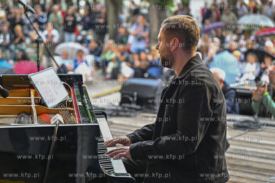 Sopot. Muszla koncertowa na Skwerze Kuracyjnym. XXVII...