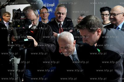 W gdanskim Osrodku Telewizji Polskiej nastapilo uroczyste...