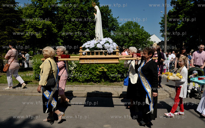 Uroczystosci i procesja Bozego Ciala w parafii sw....