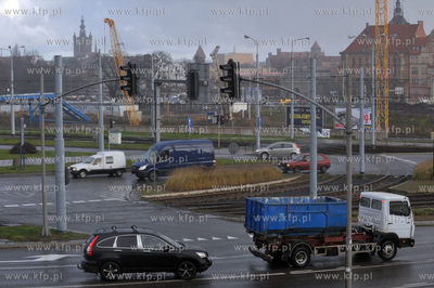 Gdansk. Budowa podziemnej linii kolejowej doprawadzaj...