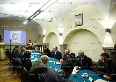 Gra dyplomatyczna - nowy projekt edukacyjno-kulturalny...