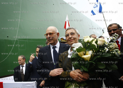 Stocznia Gdynia S.A. Uroczystosc chrztu samochodowca....