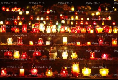 Sopot. Dzien Wszystich Swietych. Cmentarz Zydowski.
01.11.2009
fot....