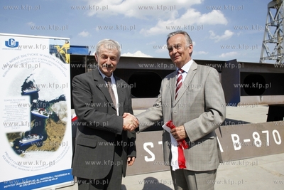 Gdynia. Stocznia S.R. Nauta. Ceremonia polozenia stepki...