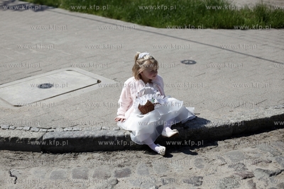 Procesja Bozego Ciala w gdanskiej dzielnicy Letnica.
30.05.2013
fot....
