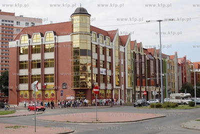 Gdansk. Zespol budynkow Artus Park przy ul. Dlugie...