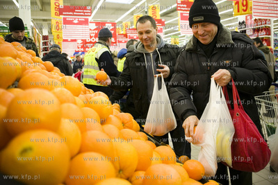 Oficjalne otwarcie hipermarketu Auchan przy ul. Kołobrzeskiej...