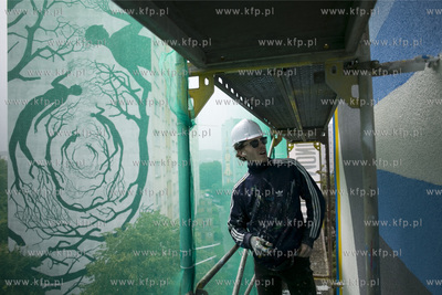 Gdańsk Zaspa. Monumental art. Nz. powstaje mural autorstwa...