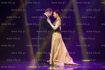 Włoska noc. Gala Sylwestrowo-noworoczna. Nz. Grażyna...