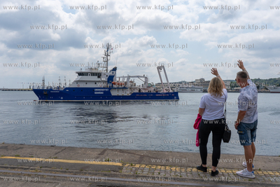Gdynia. Port Dalmor.  Statek naukowo-badawczy Wydziału...