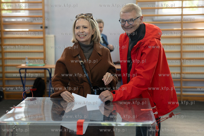I tura wyborów prezydenckich. Obwodowa komisja nr...