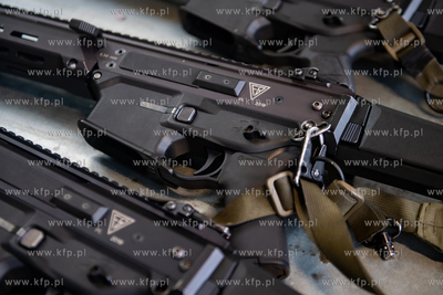 Akademia Marynarki Wojennej w Gdyni. Trenuj w wojskiem...