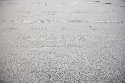 Gdansk. Niskie temperatury skuly lodem wody Motlawy....